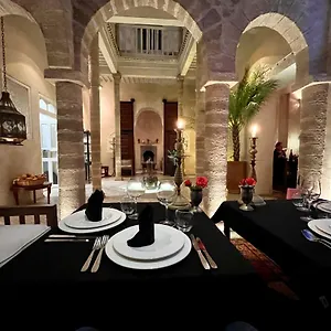 Riad Malaika, Esauira